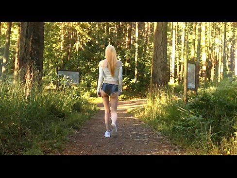 ❤️ Schöne Frau bewegt sich langsam, nicht nackt Video ❤ Porno bei de.xxxnd-com.ru ❌️
